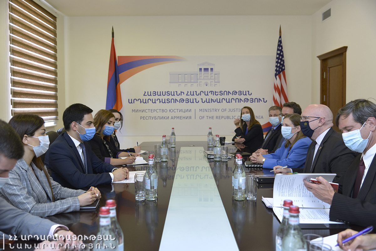 ԱՄՆ պետքարտուղարի այցը Հայաստան և անտեսված հայկական հարցեր