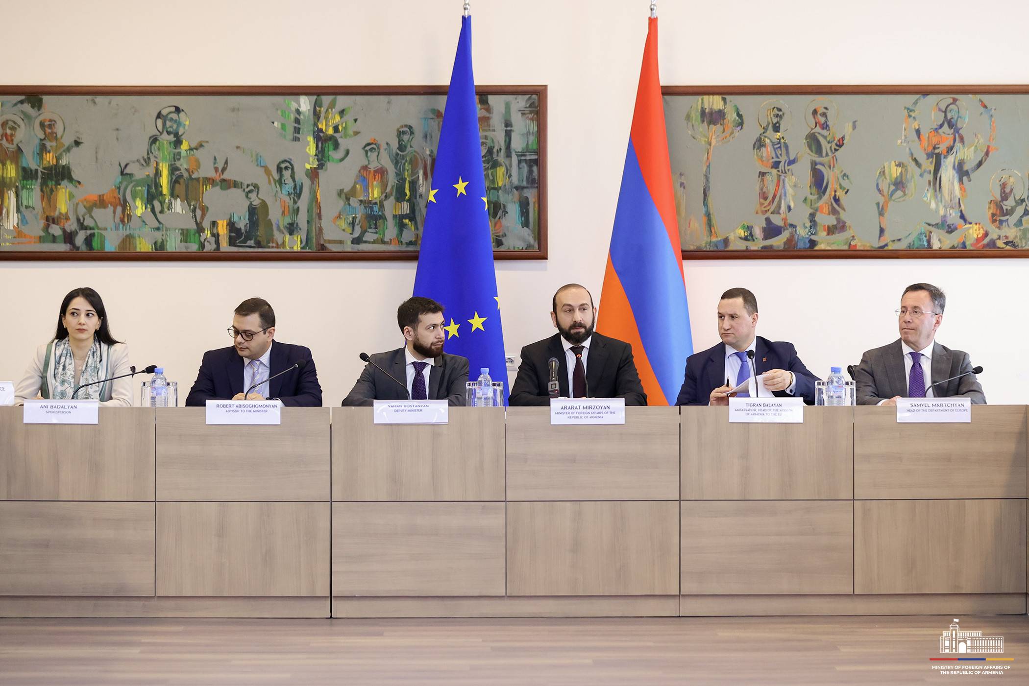 ՀՀ կրթության նախկին նախարարի գործը՝ քաղաքական շարժառիթներով պայմանավորված, կարծում է Նաիրա Զոհրաբյանը